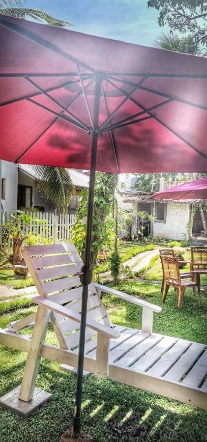 Petit Guest House Negombo Ngoại thất bức ảnh